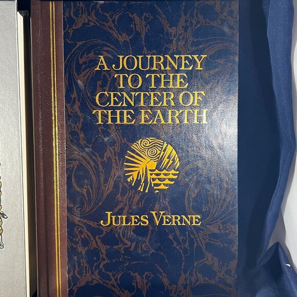 Set Of 4 Classic Hardcover Novels: Ben-Hur A Journey To The Center Of The Earth - Picture 3 of 5